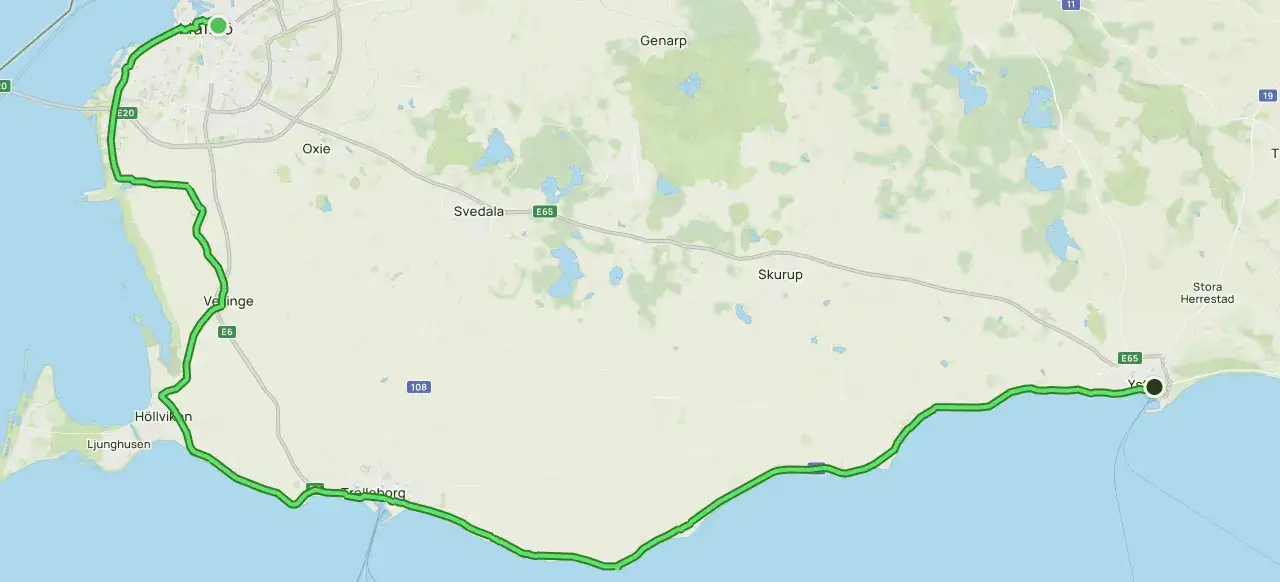 En karta över Skåne med en grön linje som markerar en rutt längs kusten, från Malmö via Trelleborg till Ystad.